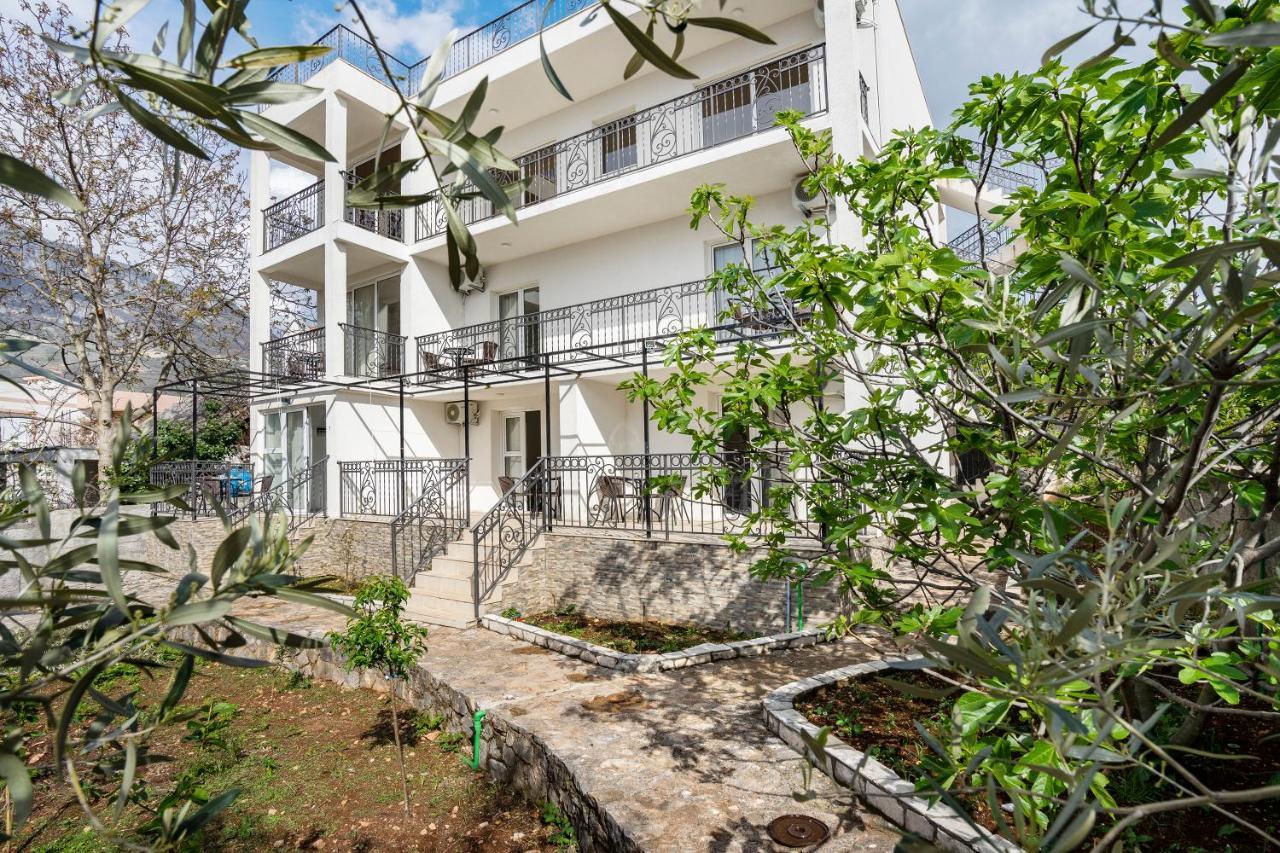 Apartments Natali Бар Экстерьер фото