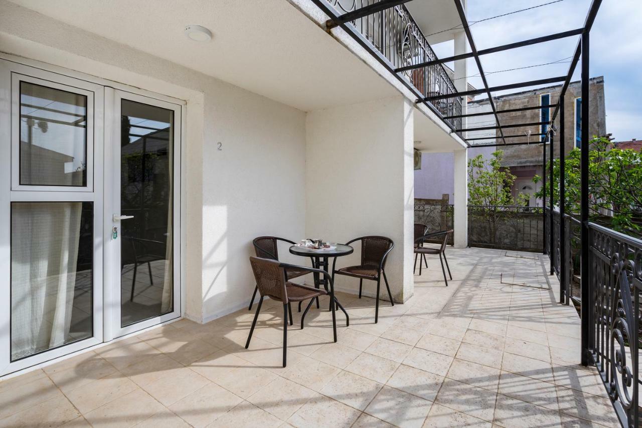 Apartments Natali Бар Экстерьер фото