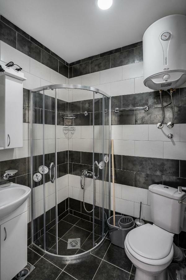 Apartments Natali Бар Экстерьер фото