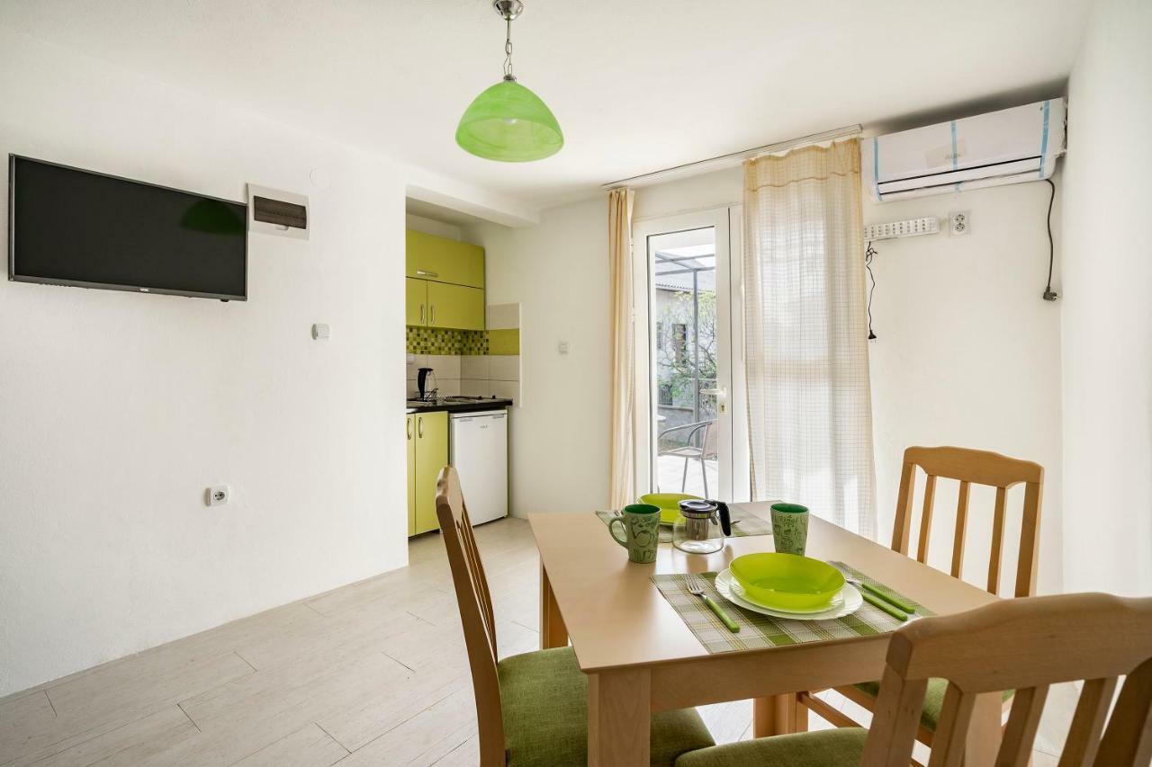 Apartments Natali Бар Экстерьер фото